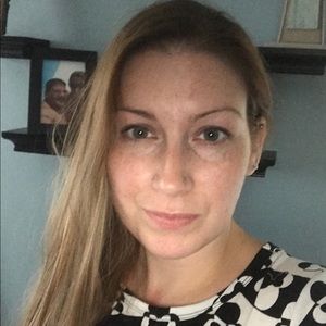 Meet your Posher, Christiana